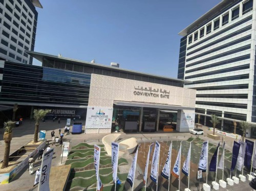 การเพาะปลูกลึก, สร้างพลังอนาคต: ประวัติศาสตร์ของเทคโนโลยี Zhongping' การเดินทางอุตสาหกรรมในตะวันออกกลาง