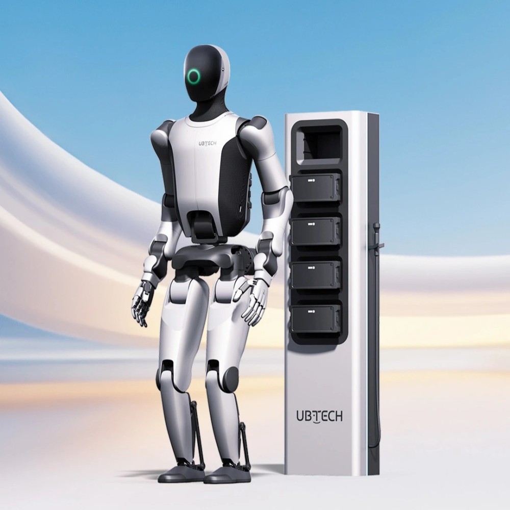 หุ่นยนต์สองขา UBTECH Walker S2 สำหรับการใช้งานอุตสาหกรรมฮิวแมนนอยด์และระบบอัตโนมัติในโรงงาน.jpg